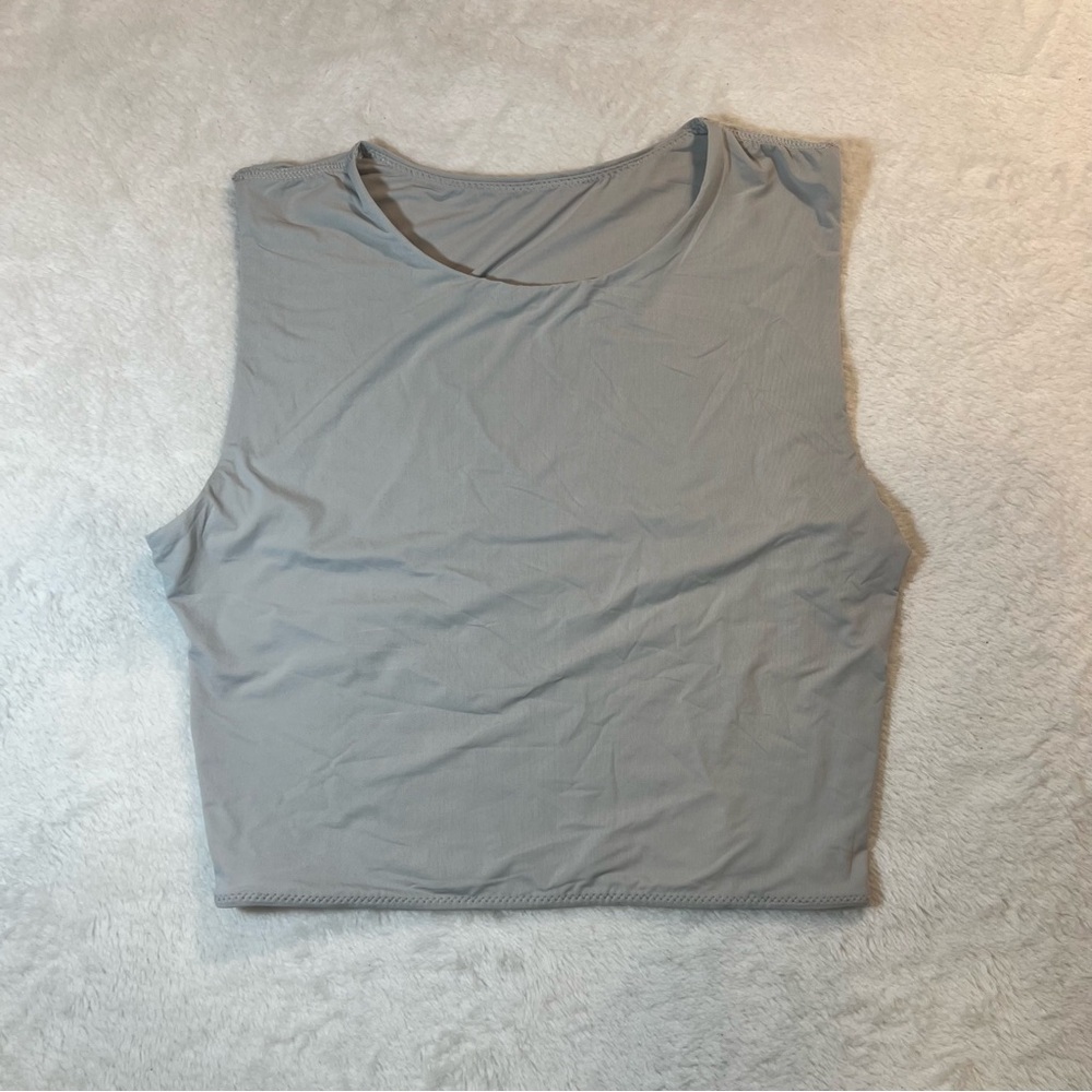 NWOT‎ Mono B Cropped Tank Top